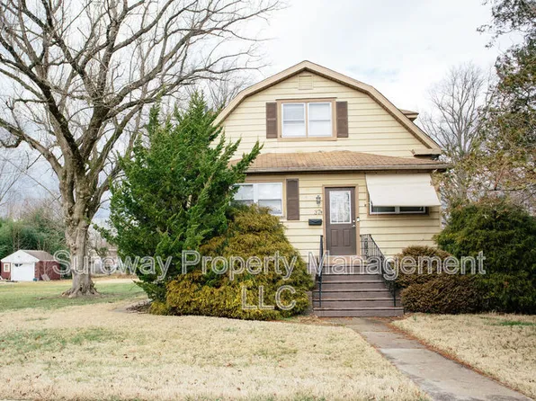 37 Claypoole Ave #A, Moorestown, NJ 08057