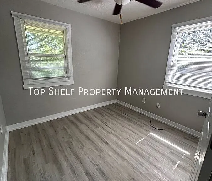 7505 SW 12th St — Photo 11