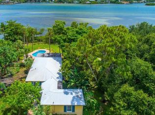 4 E Riverside Dr, Jupiter, FL 33469