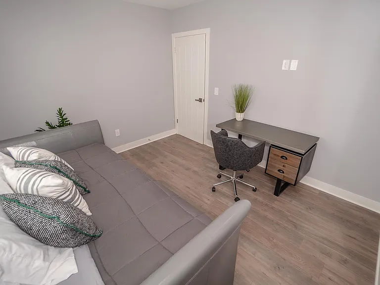 7199 S La Cienega Blvd — Photo 25