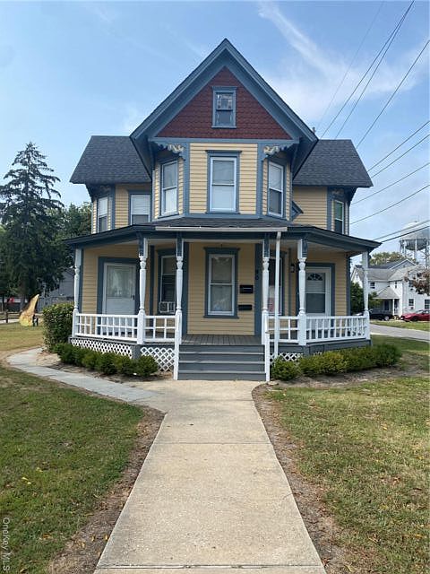 1st image of 90 River Ave