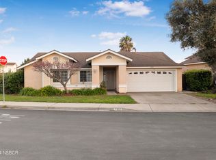 1413 Village Meadows Dr, Lompoc, CA 93436