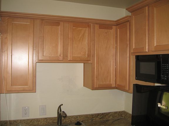4th image of 631 N 4th Ave APT 11