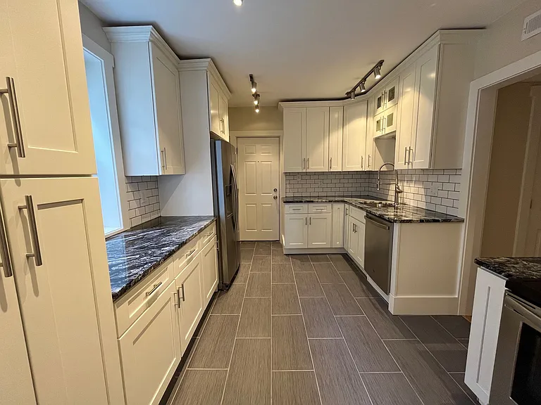 5858 Alderson St #2 — Photo 1