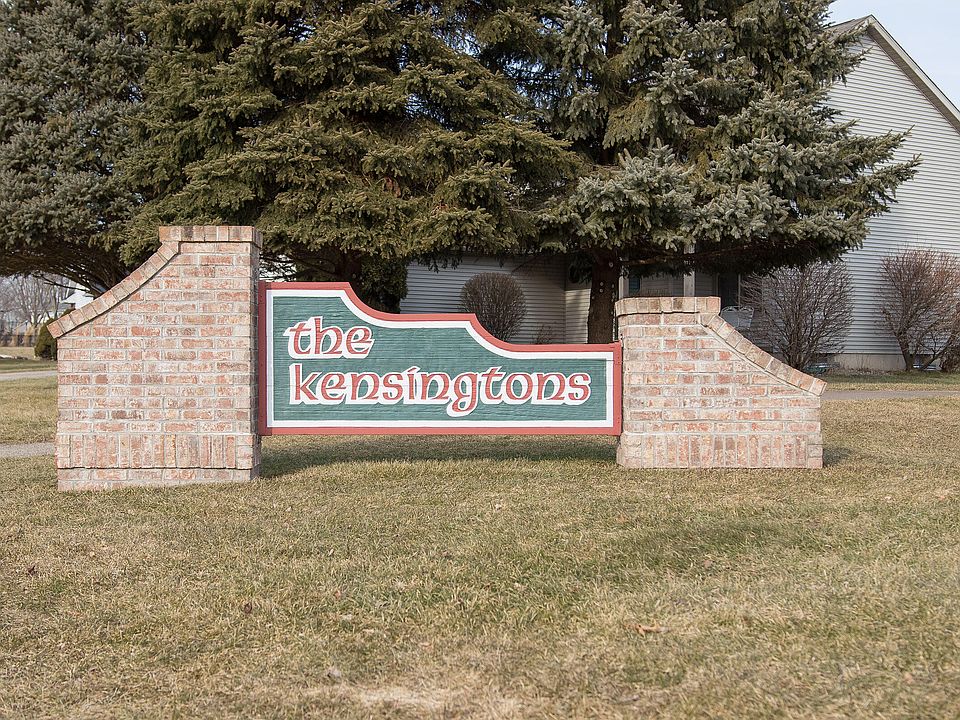 1st image of 250 Queens Ct