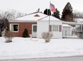 2135 Morningview Rd, Dubuque, IA 52001