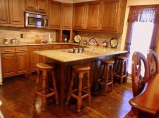 1018 Delores Dr, Garland, TX 75040