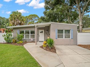 1800 Country Club Rd N, Saint Petersburg, FL 33710