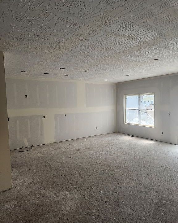 1st image of 1500 W Willis Ave