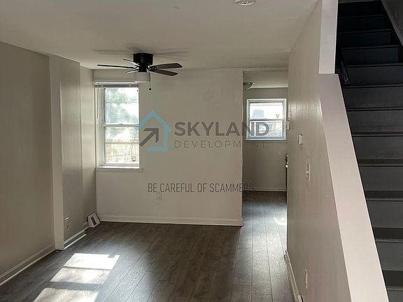 5th image of 2615 N Corlies St #1