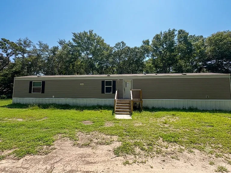 27 Sam Doyle Dr — Photo 1