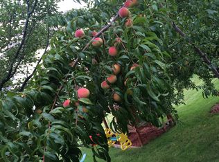 N51W16945 Fair Oak Pkwy, Menomonee Falls, WI 53051