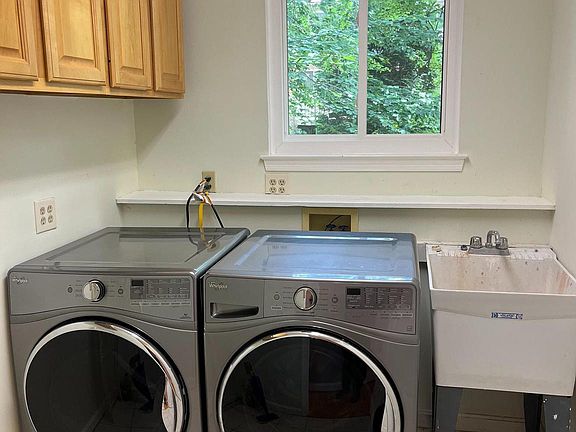 5th image of 6803 Dante Ct