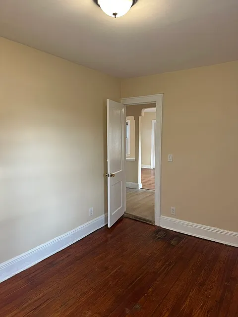 3 bed, $3,000 — Photo 4