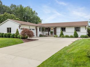 4074 Imperial Dr NW, Grand Rapids, MI 49534