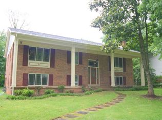 8734 Cherry Dr, Fairfax, VA 22031