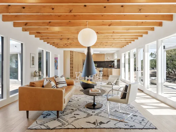 414 Graham Ave, Santa Fe, NM 87501