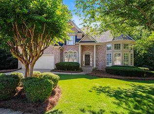 235 Lynwood Ct, Roswell, GA 30075