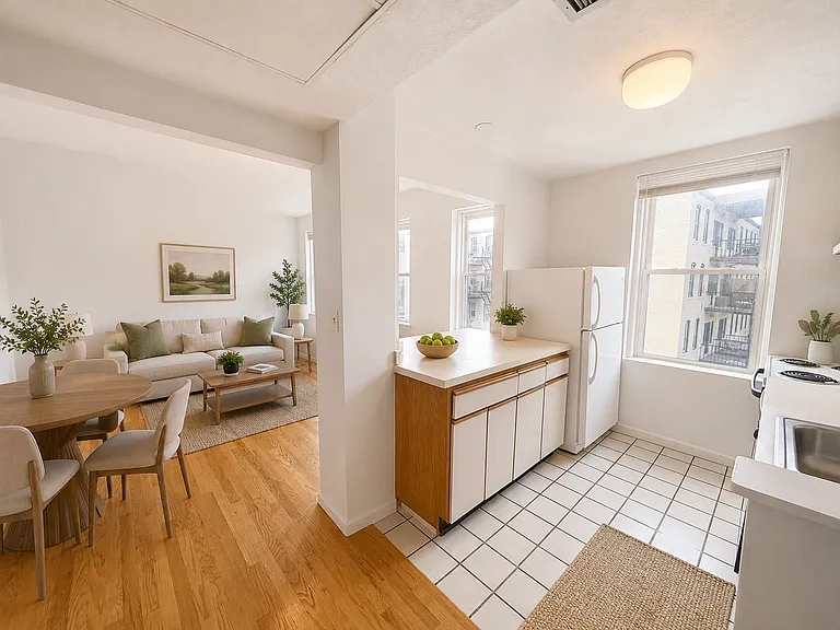 1423 Commonwealth Ave #303 — Photo 3