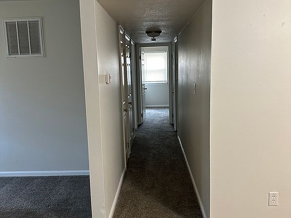 3rd image of 3015 Detroit St APT 6