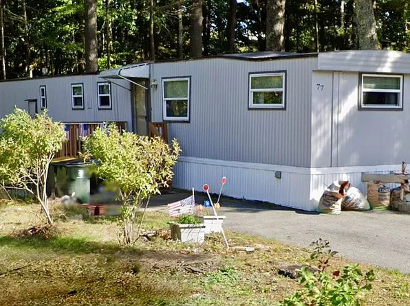 77 Hillside Dr, Burrillville, RI 02839