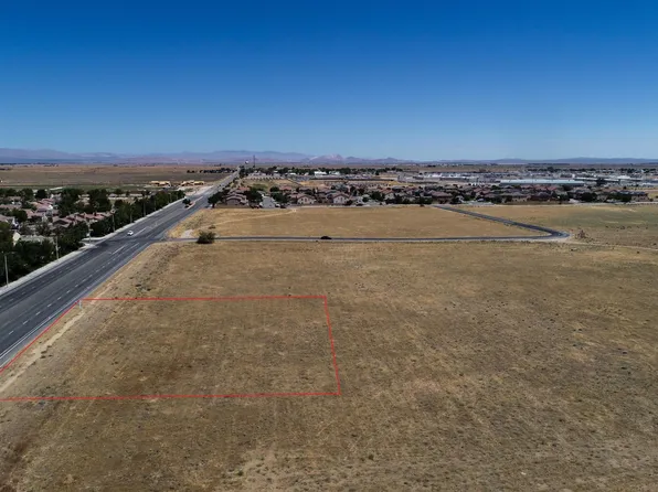 44130 60th St W, Lancaster, CA 93536