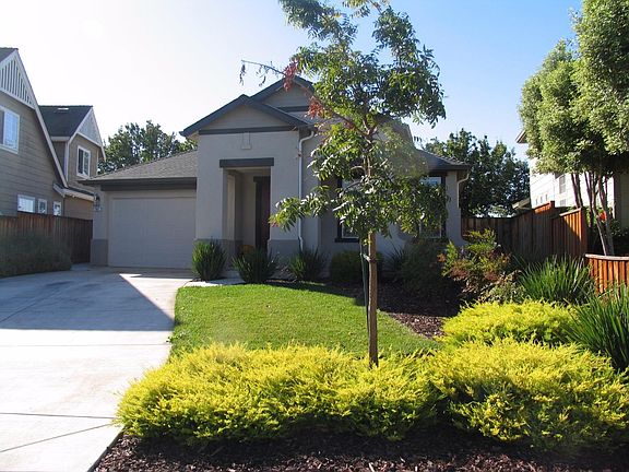 2nd image of 761 Monte Carlo Dr