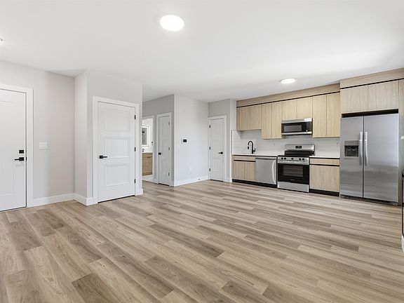 2nd image of 304 61st St #2C