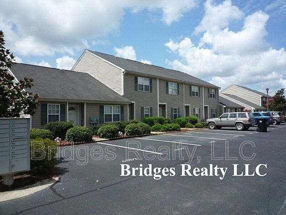 3rd image of 4660 Brookwood Ln