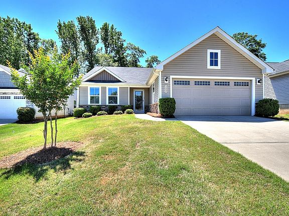 2nd image of 688 Hardwood Dr
