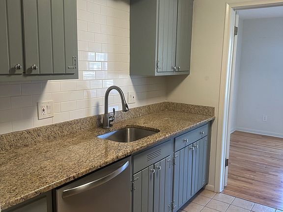 2nd image of 19618 Fleetwood Dr #18