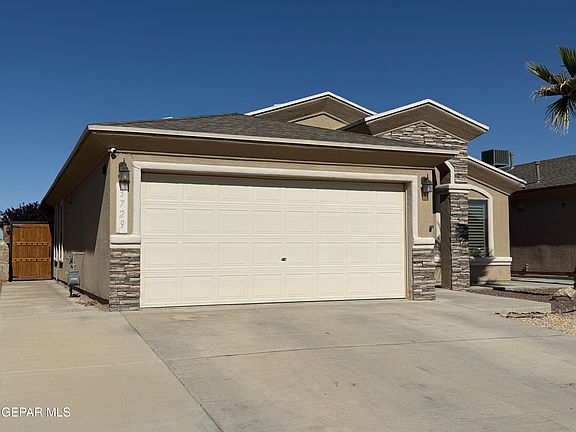 3rd image of 3729 Loma Esteban Dr