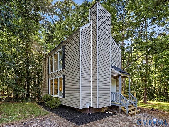 2nd image of 4900 Genlou Cir