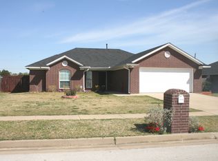 11130 Triple Crown Dr, Flint, TX 75762