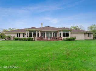 1575 Holly Ct, Long Grove, IL 60047