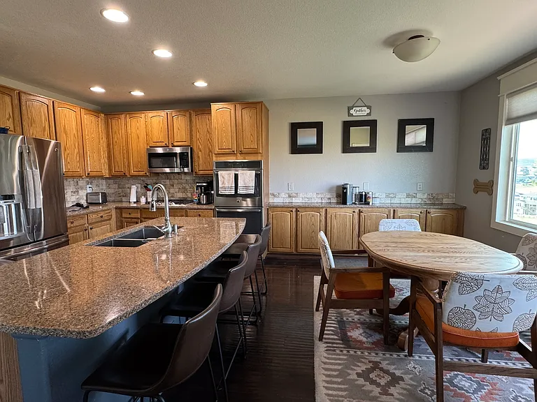 4261 Eagle Ridge Way — Photo 8