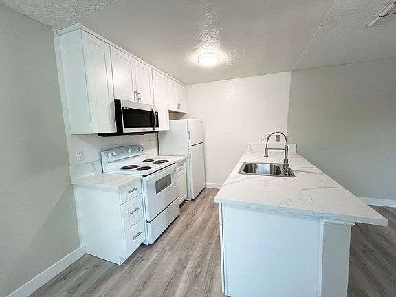 5th image of 5632 Cypress Ave APT 5