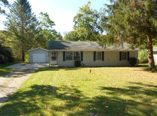 9695 Midland Rd, Freeland, MI 48623