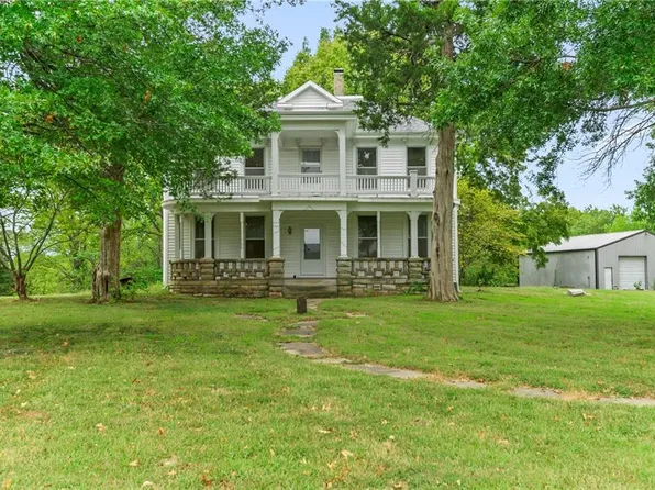 212 NW 21st Rd, Warrensburg, MO 64093