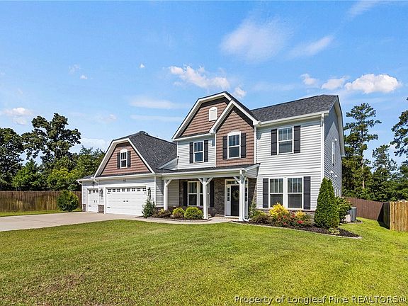 4th image of 3324 Amour Dr
