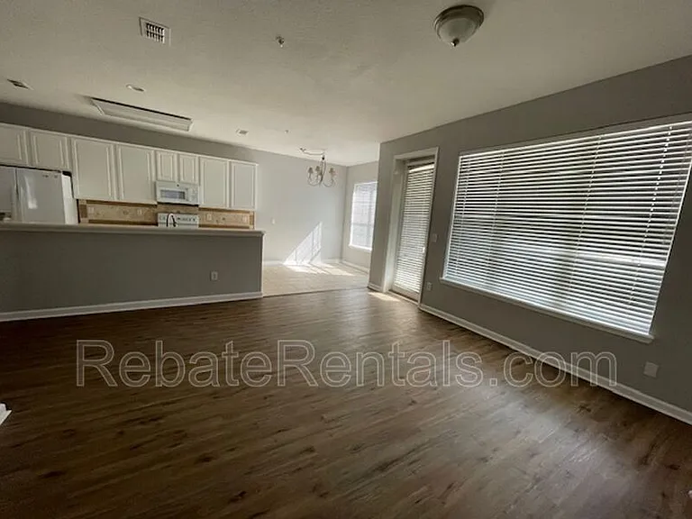 11251 Campfield Dr #4301 — Photo 8