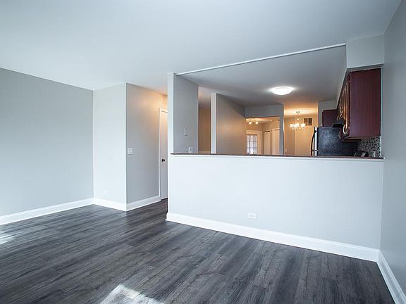 2nd image of 383 W Hamilton Ln #194