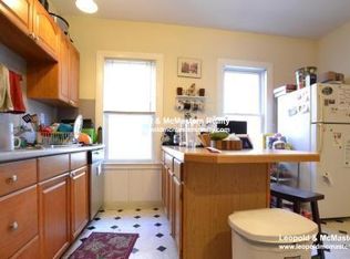 36 Brackett St #2N, Brighton, MA 02135