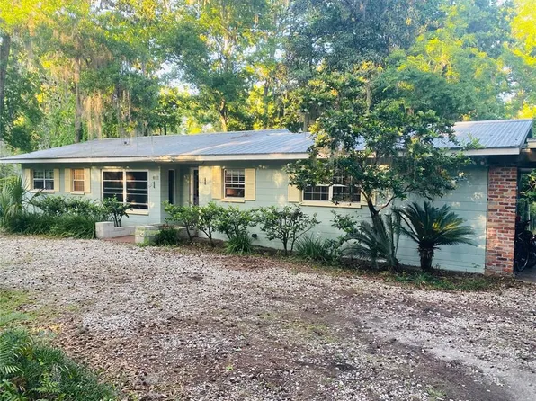 4013 SW 18th St, Gainesville, FL 32608