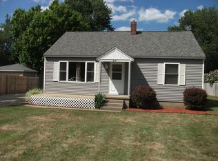 854 Airport Rd, Norton Shores, MI 49441