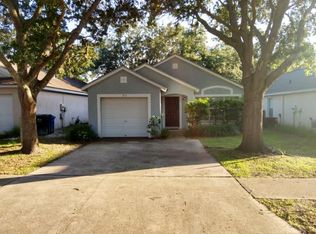 753 Cape Cod Cir, Valrico, FL 33594