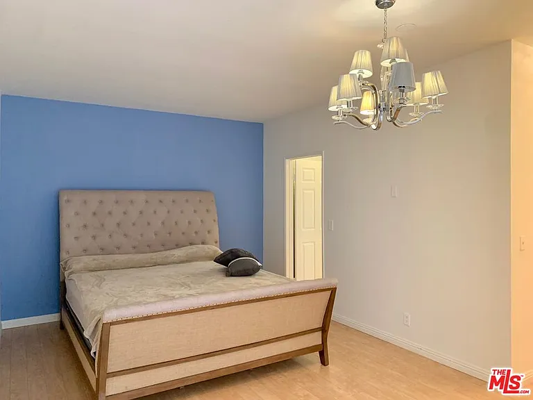 4189 Vineland Ave #109 — Photo 16