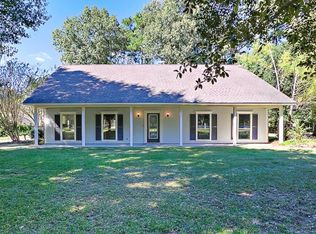 7539 Bear Cave Dr, Denham Springs, LA 70706