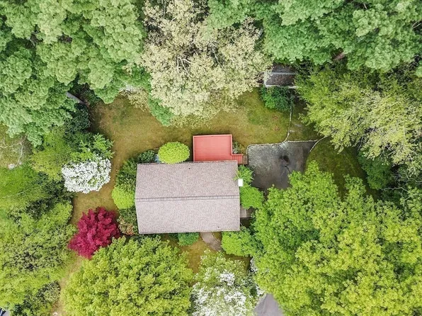 8 Joval Ct, Franklin, MA 02038