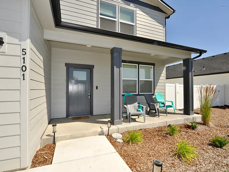 5101 E Aquila Ave — Photo 5
